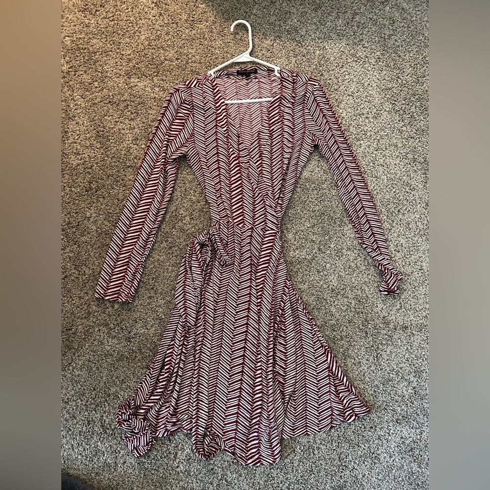 Banana Republic red and white wrap dress